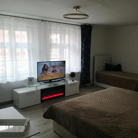 Apartment Deluxe *