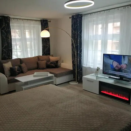 Deluxe * خب